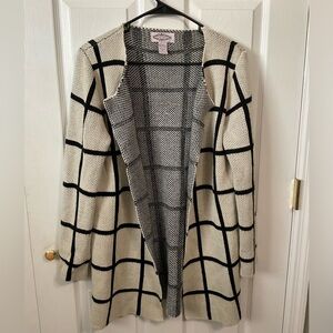 Oliver black and cream cardigan. Long sleeve. Size M
